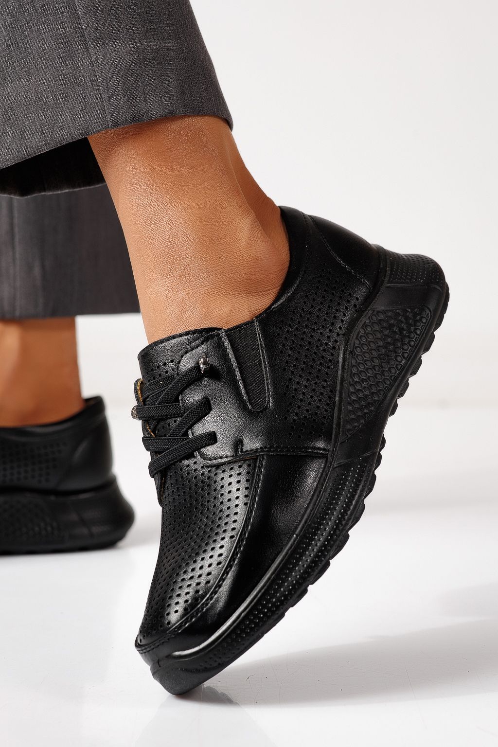 Всекидневни дамски обувки черни от еко кожа Gilda #24942