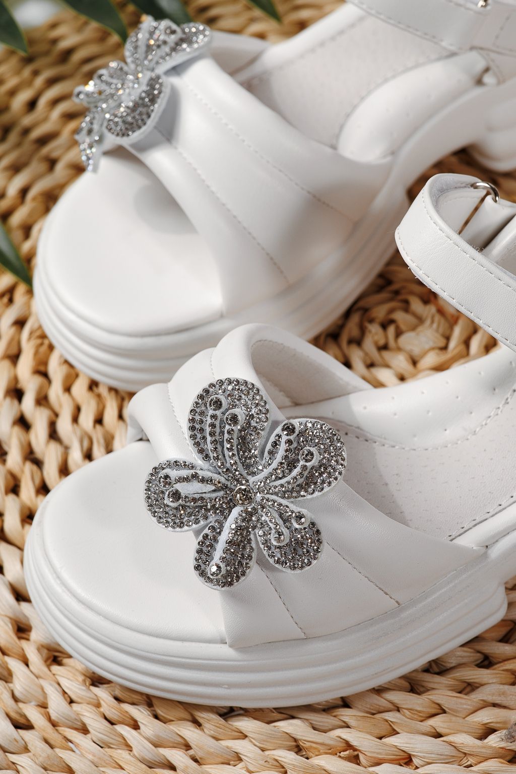 Детски сандали бели от еко кожа Elara #24915