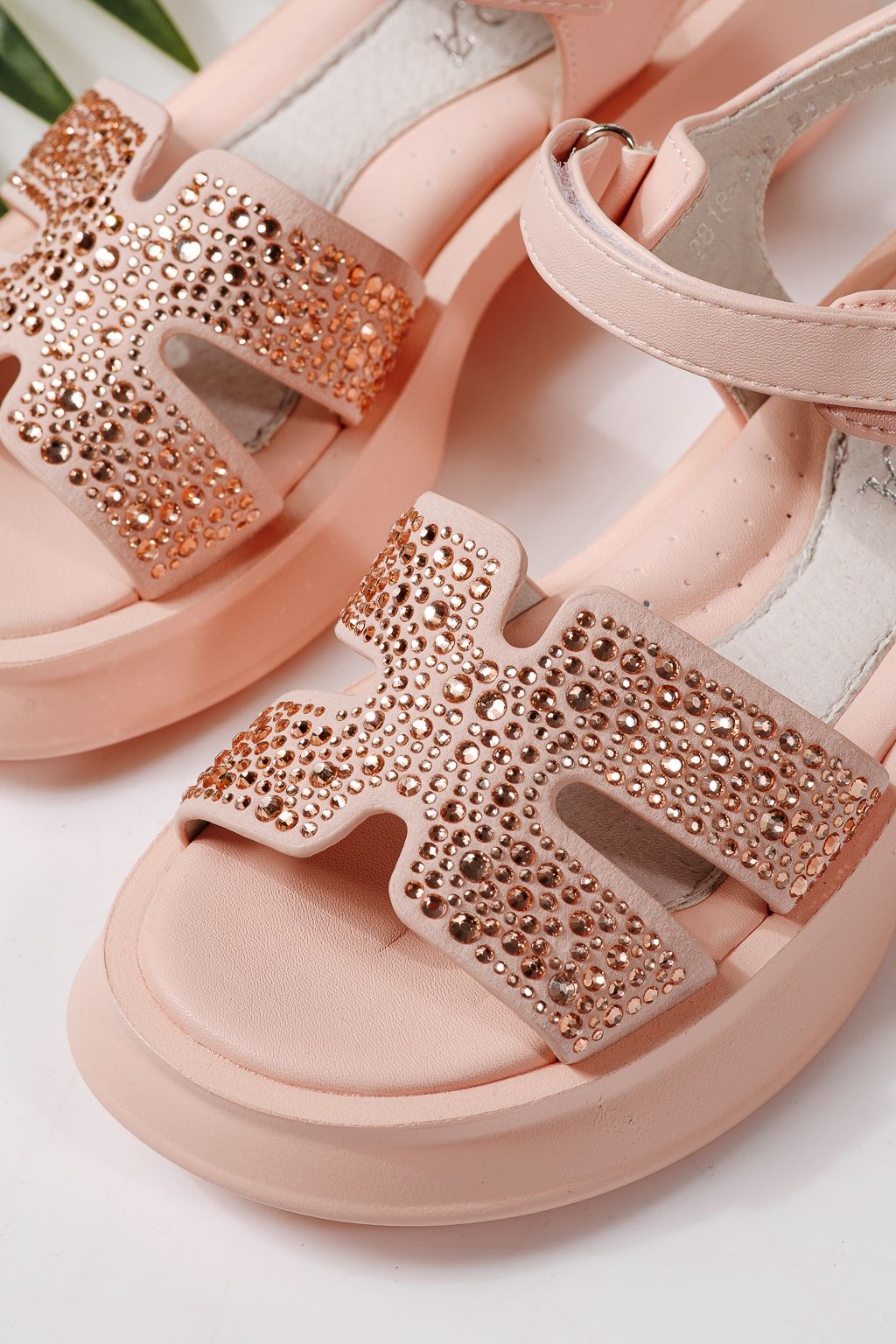 Детски сандали розови от еко кожа Lovia #24957