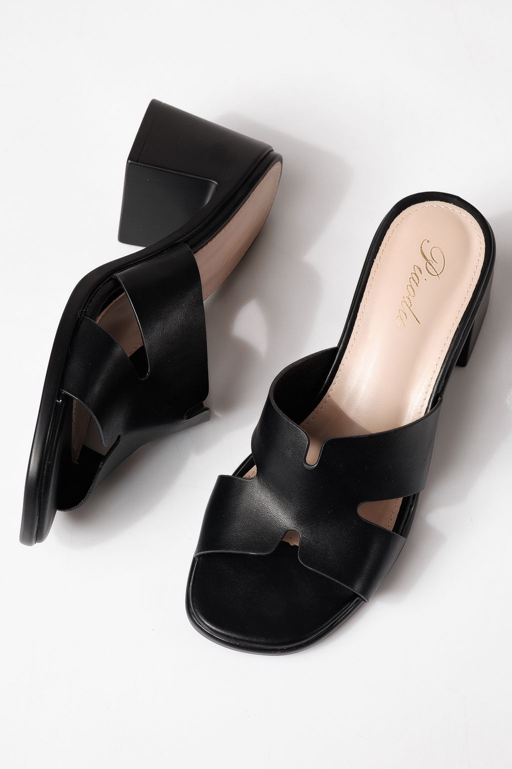 Дамски чехли с ток черни от еко кожа Niki #24978