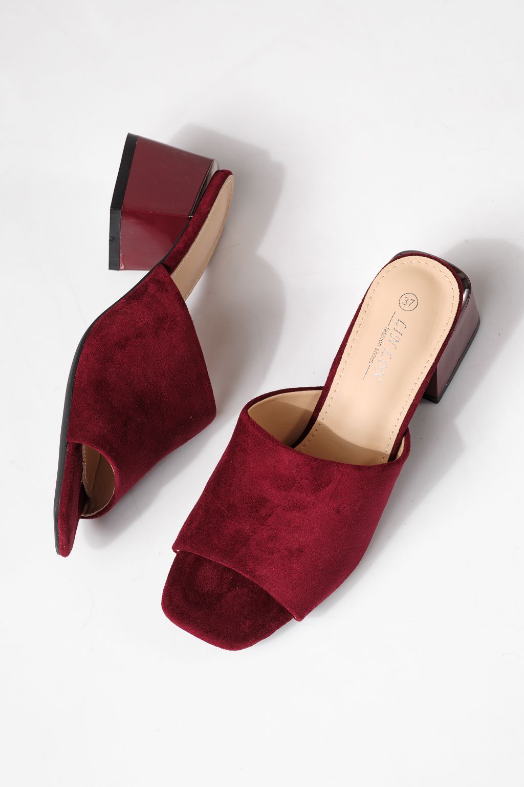 Дамски чехли с ток бордо от обърната еко кожа Thalira #24705