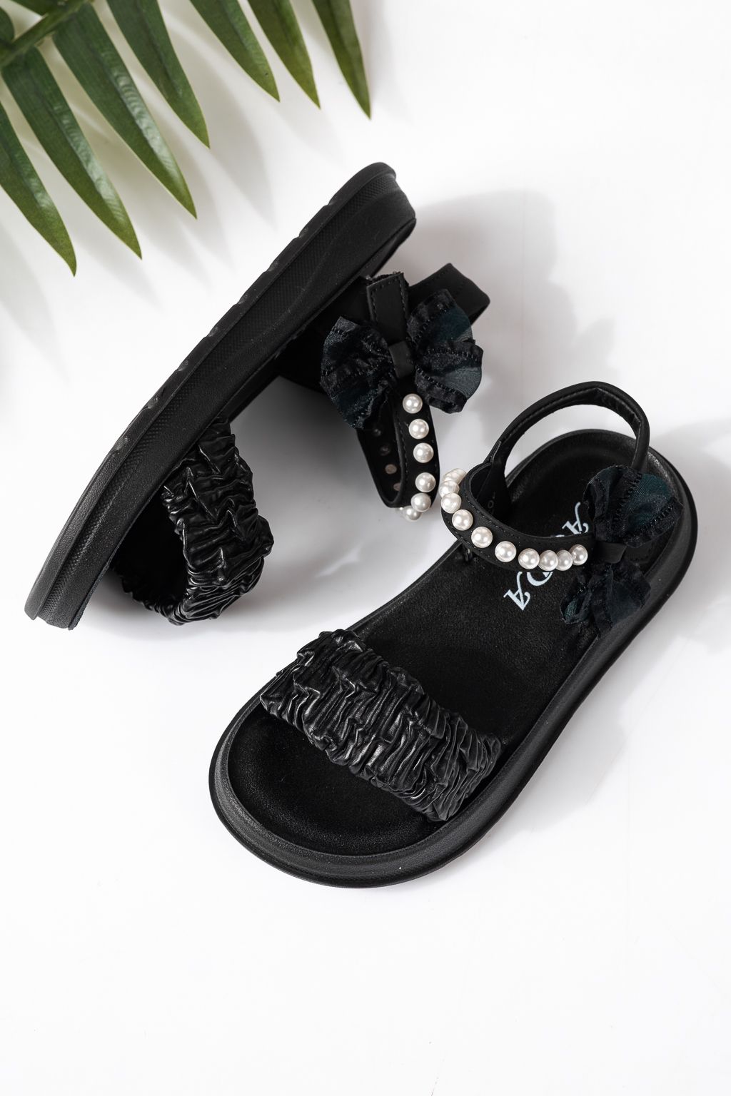 Детски сандали черни от еко кожа Harper #24962