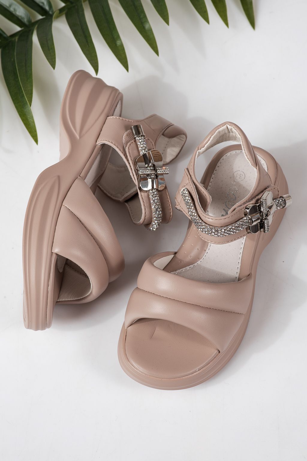 Детски сандали розови от еко кожа Flori #24949