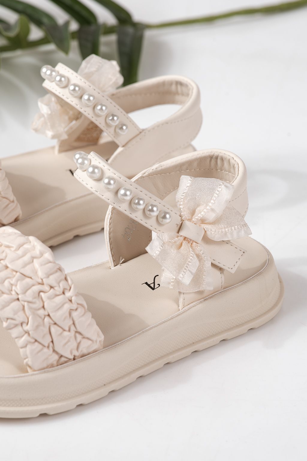 Детски сандали бежови от еко кожа Harper #24960