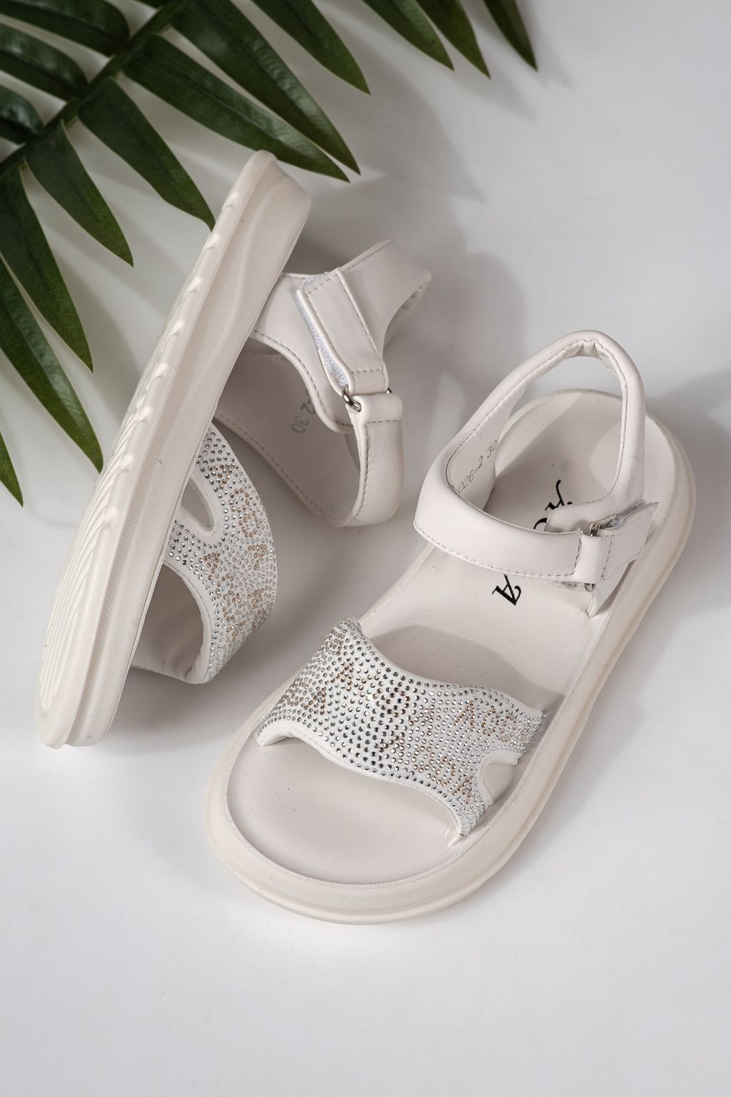 Детски сандали бели от еко кожа Ivara #24927