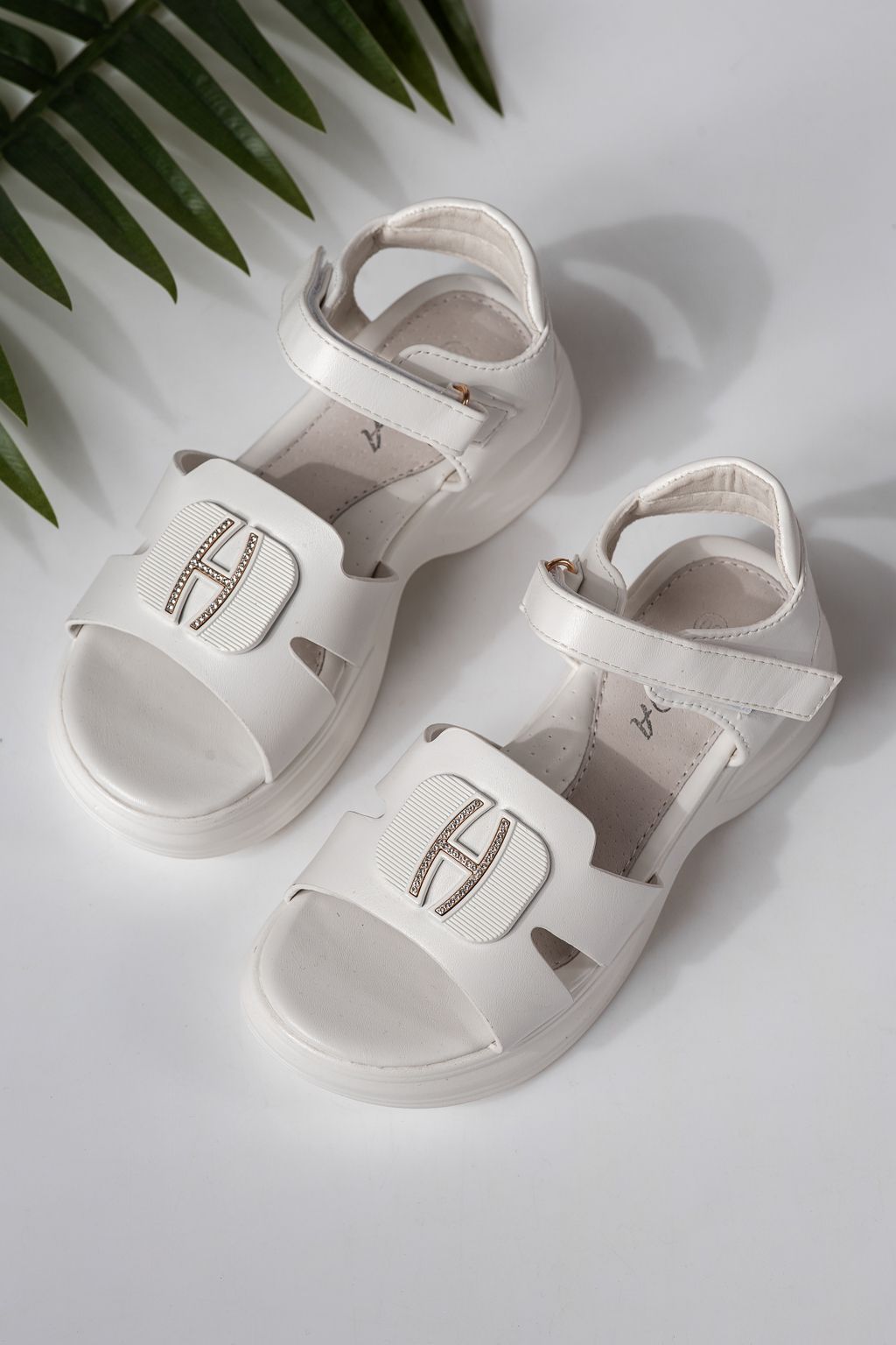 Детски сандали бели от еко кожа Fianna #24922