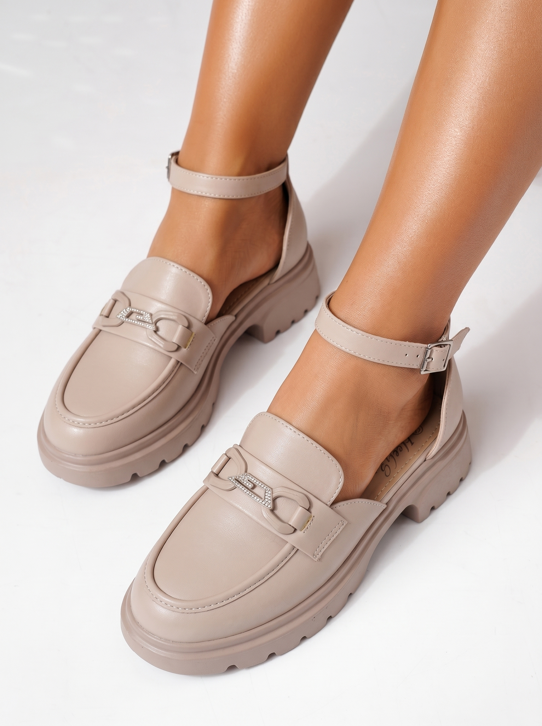 Дамски бежови ежедневни обувки от екокожа Azura #24990