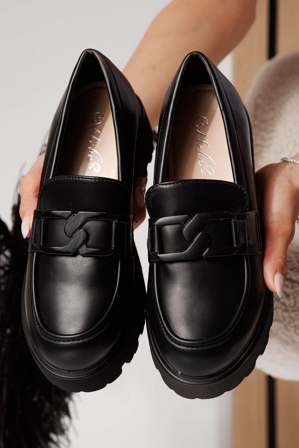 Всекидневни дамски обувки черни от еко кожа Elara #25128