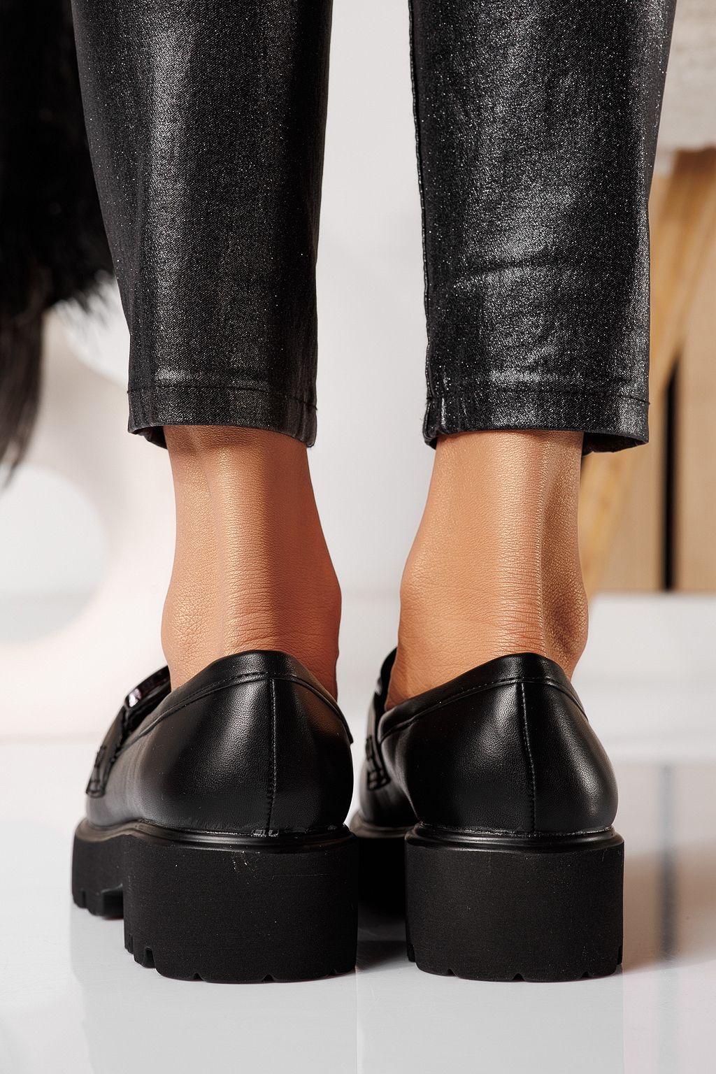 Всекидневни дамски обувки черни от еко кожа Thalia #25130