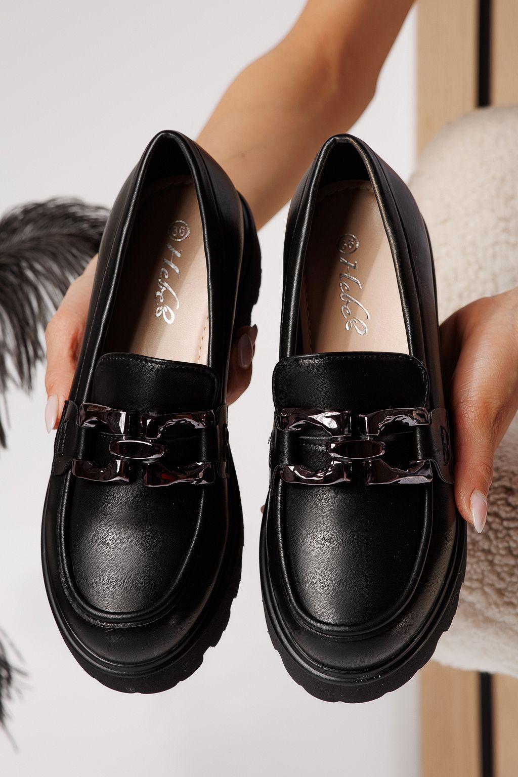 Всекидневни дамски обувки черни от еко кожа Thalia #25130