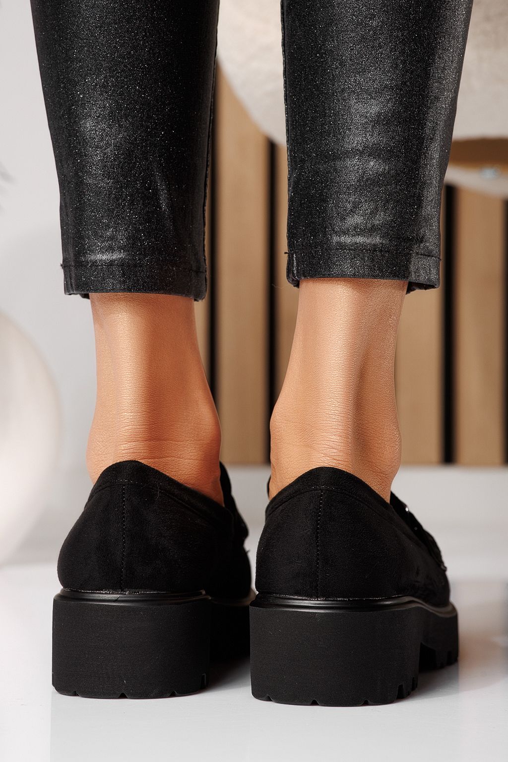 Всекидневни дамски обувки черни от обърната еко кожа Thalia #25131