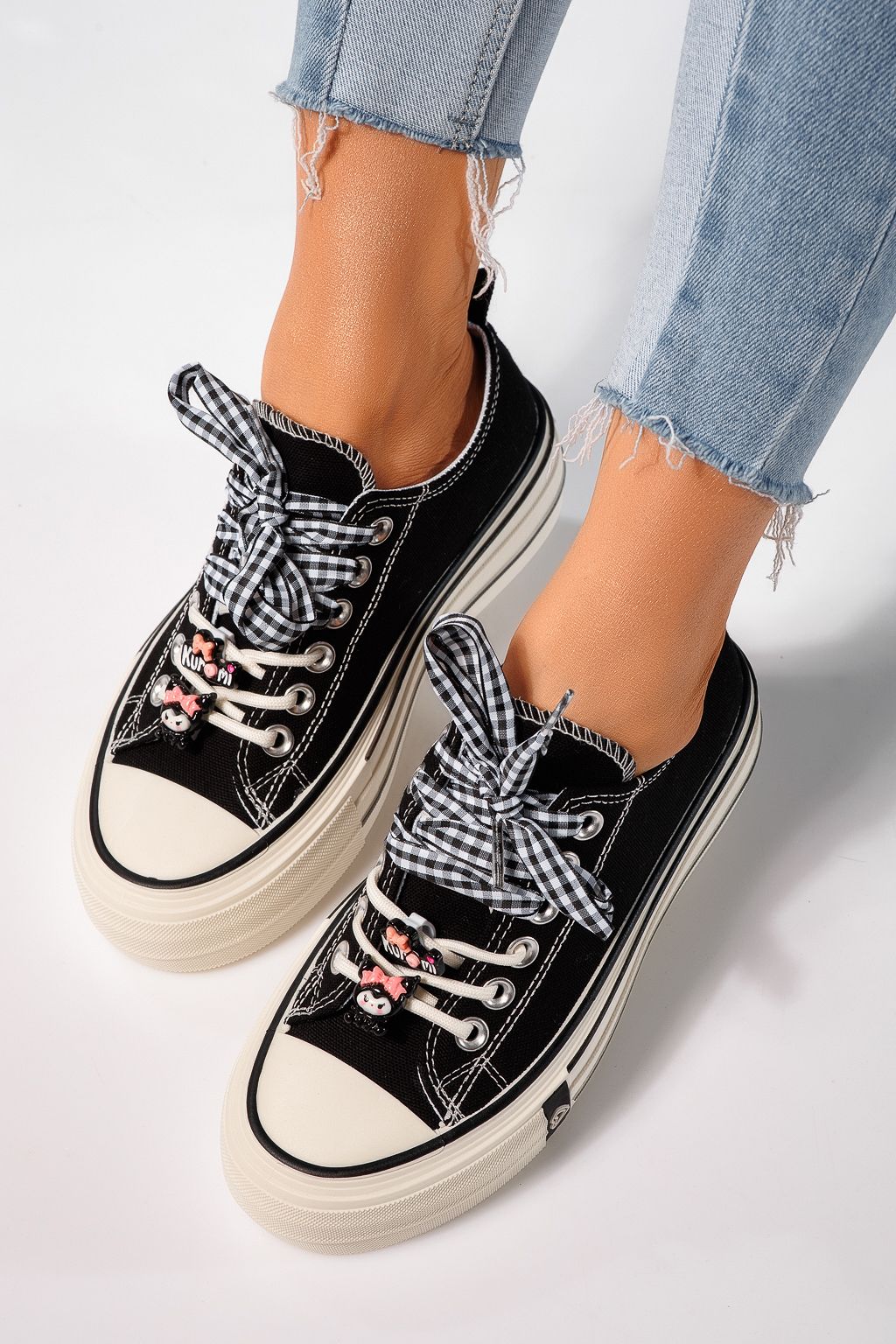 Дамски маратонки черни от текстилен материал Amelia#25236