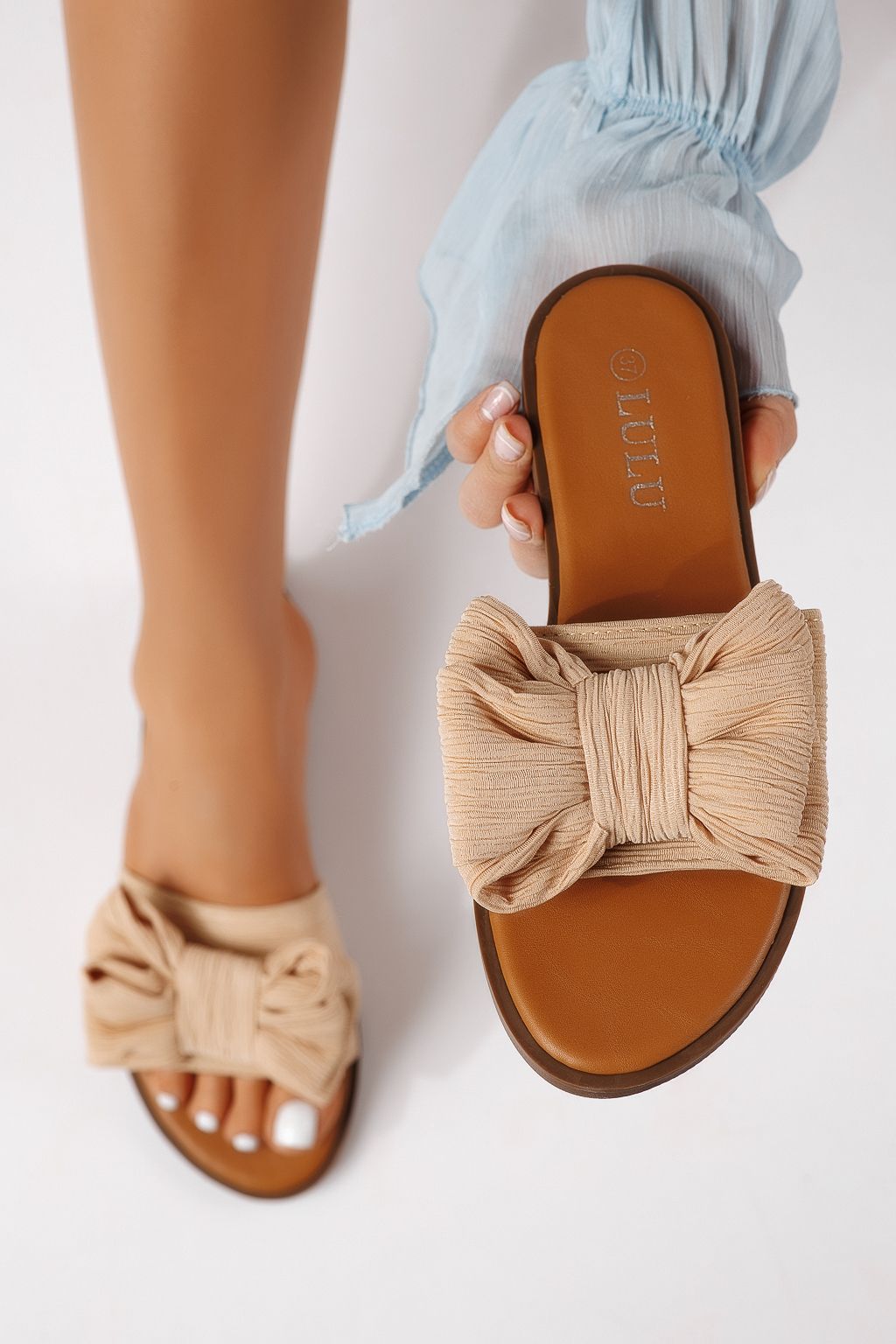 Дамски чехли бежови от текстилен материал Zaida #25065