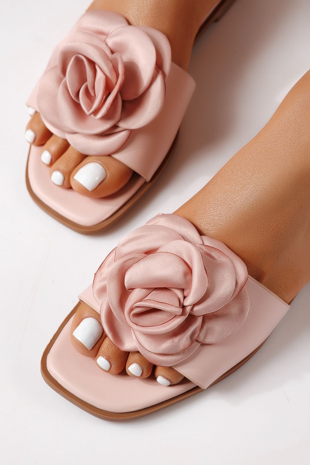 Дамски чехли розови от еко кожа Nerys #25103