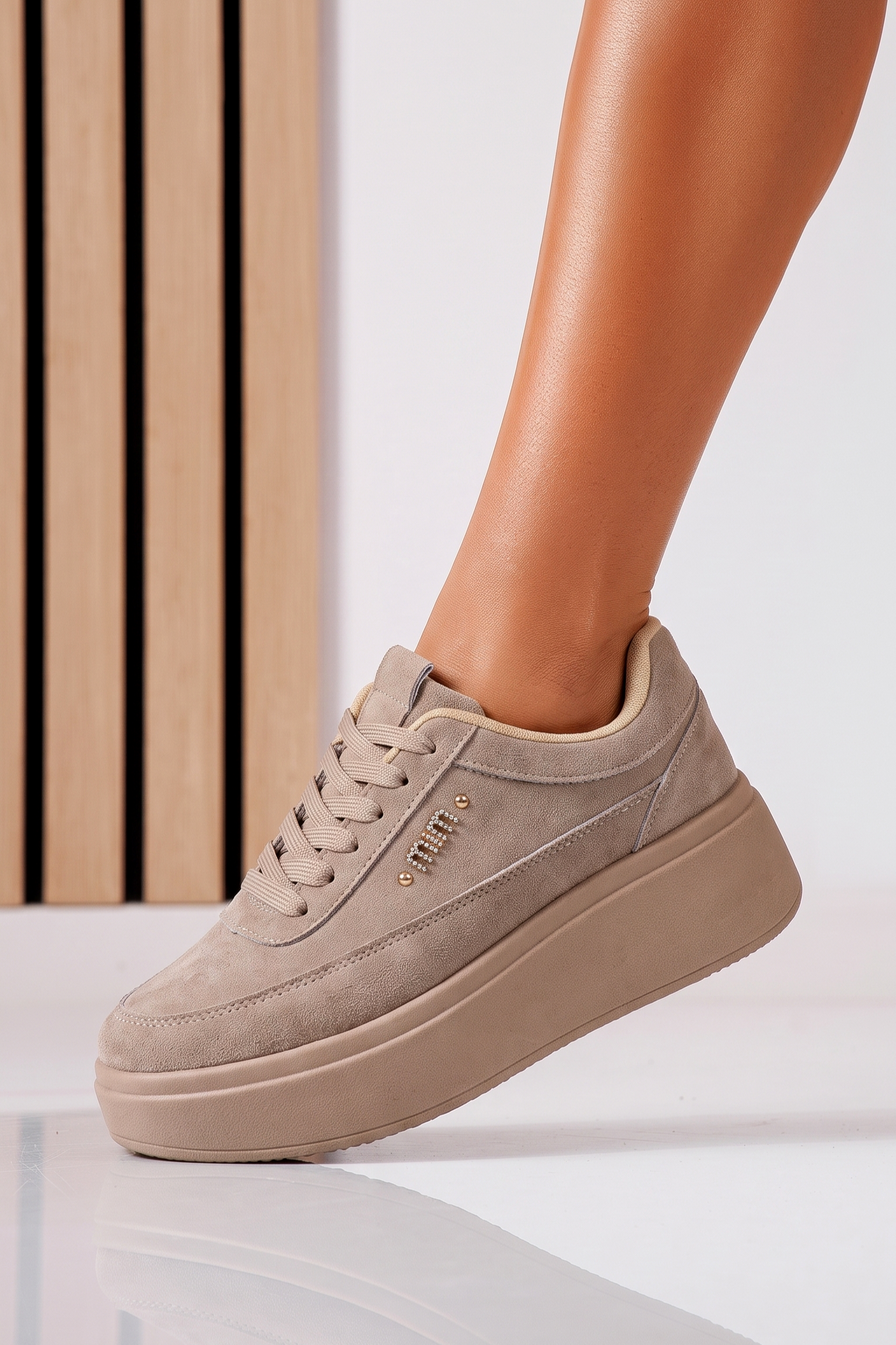 Дамски маратонки каки от обърната еко кожа Mirelle #25580