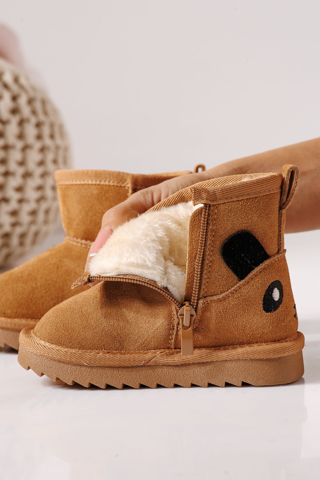 Ватирани боти за момичета тип Ugg кафяви от обърната естествена кожа Sissy #30297