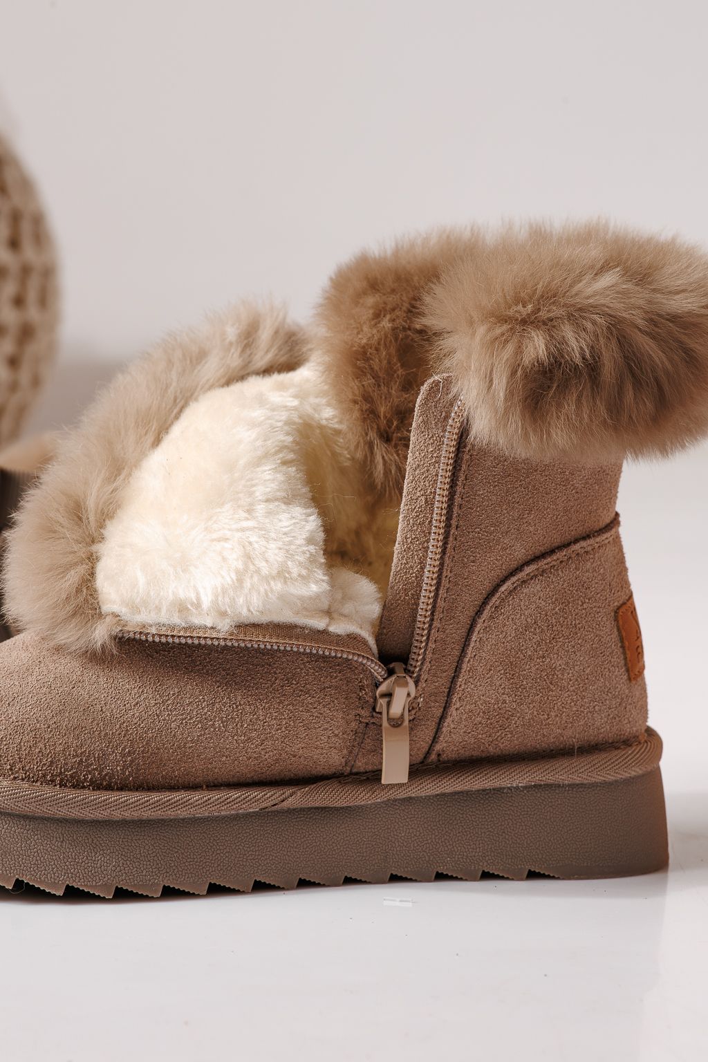 Ватирани боти за момичета тип Ugg бордо от обърната естествена кожа Lili #30272