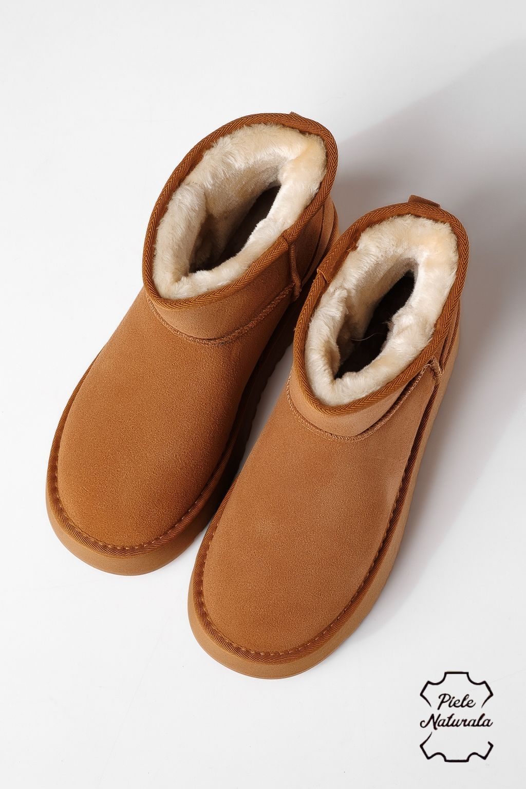 Дамски къси чизми подплатени с пух тип UGG кафяви от обърната естествена кожа Luiza #30566
