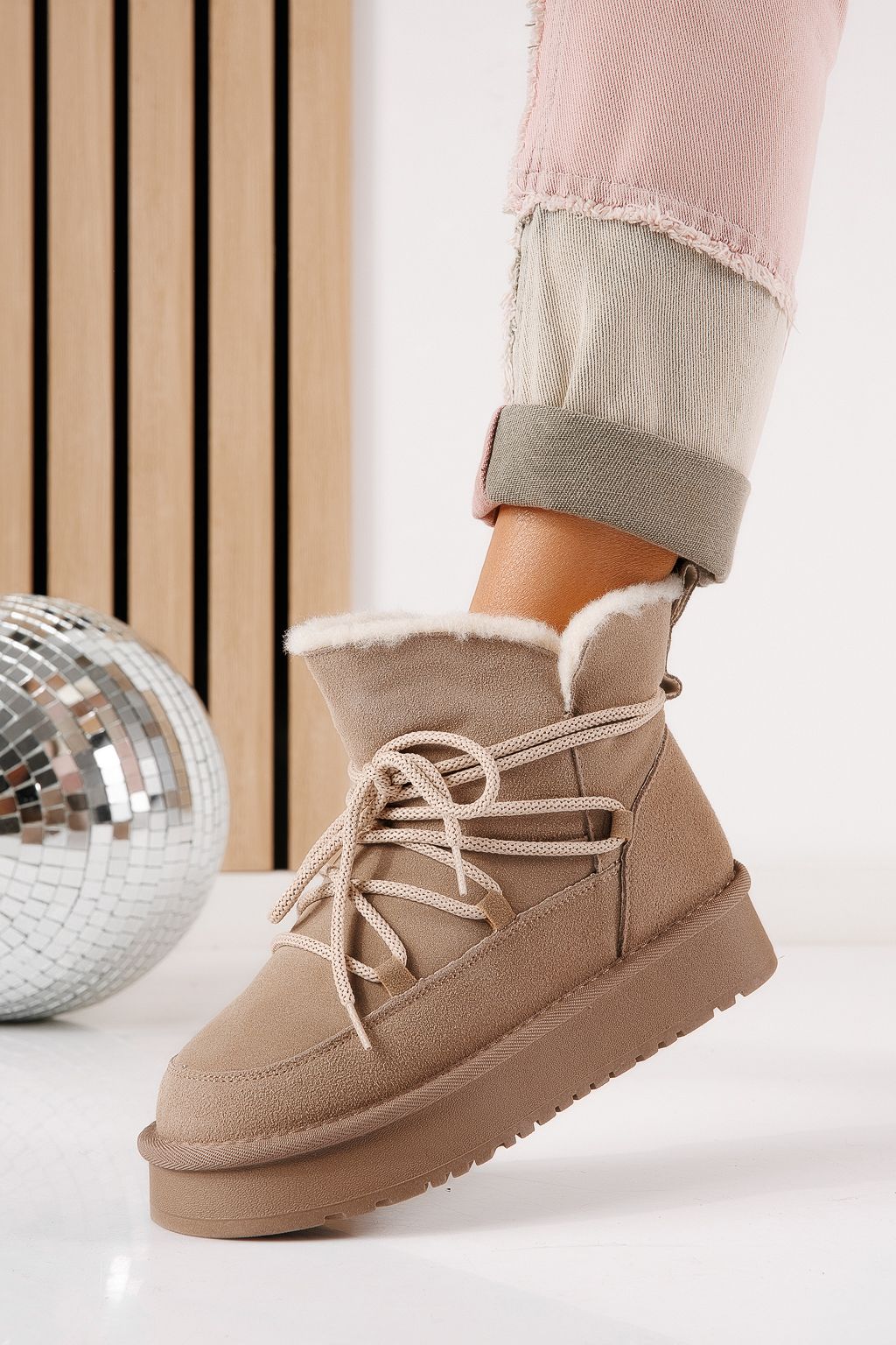 Ватирани къси дамски чизми тип UGG каки от обърната естествена кожа Freja #30563