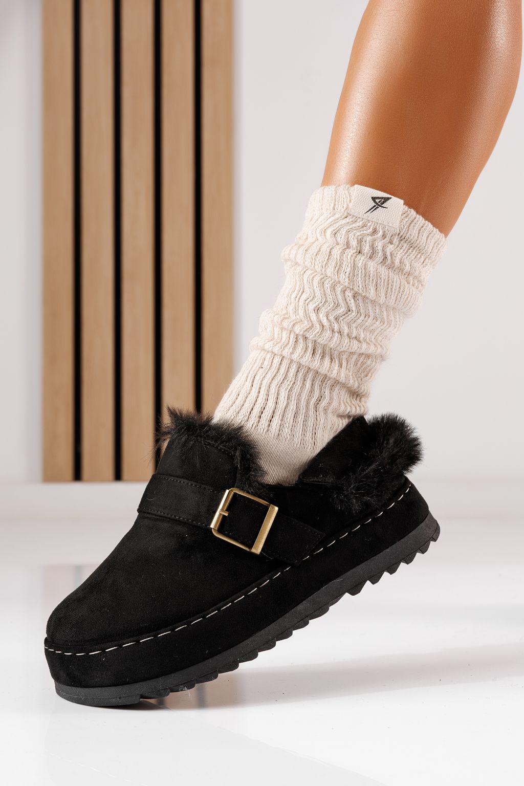 Дамски ботуши тип UGG с подплата от черна еко-велур кожа Amaris #30685