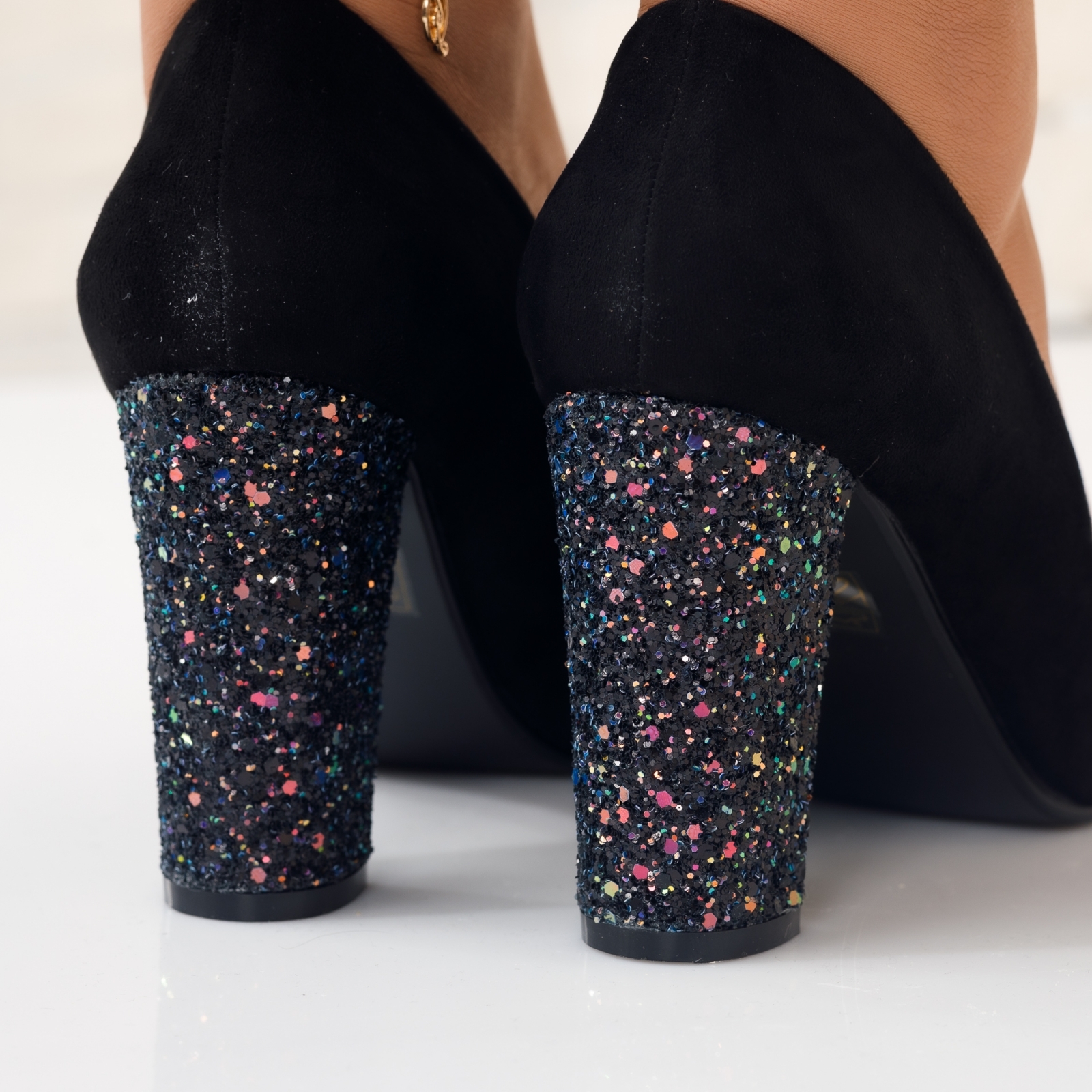 Дамски обувки с ток Katherine черен #3924M