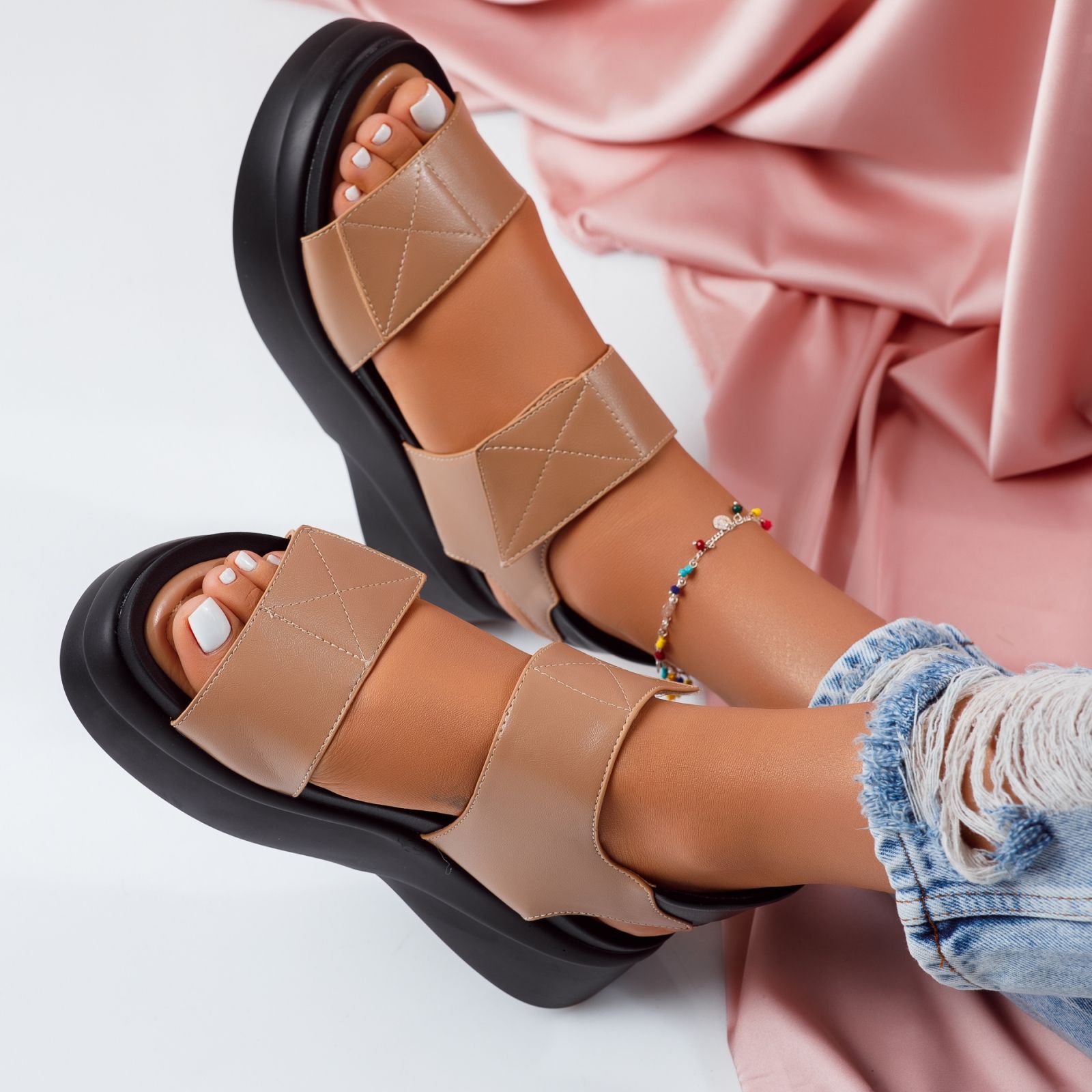 Дамски сандали с платформата Melanie кафяв #5131M