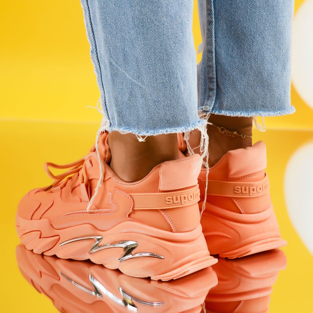 Дамски спортни обувки Chesna Жълто #6990M