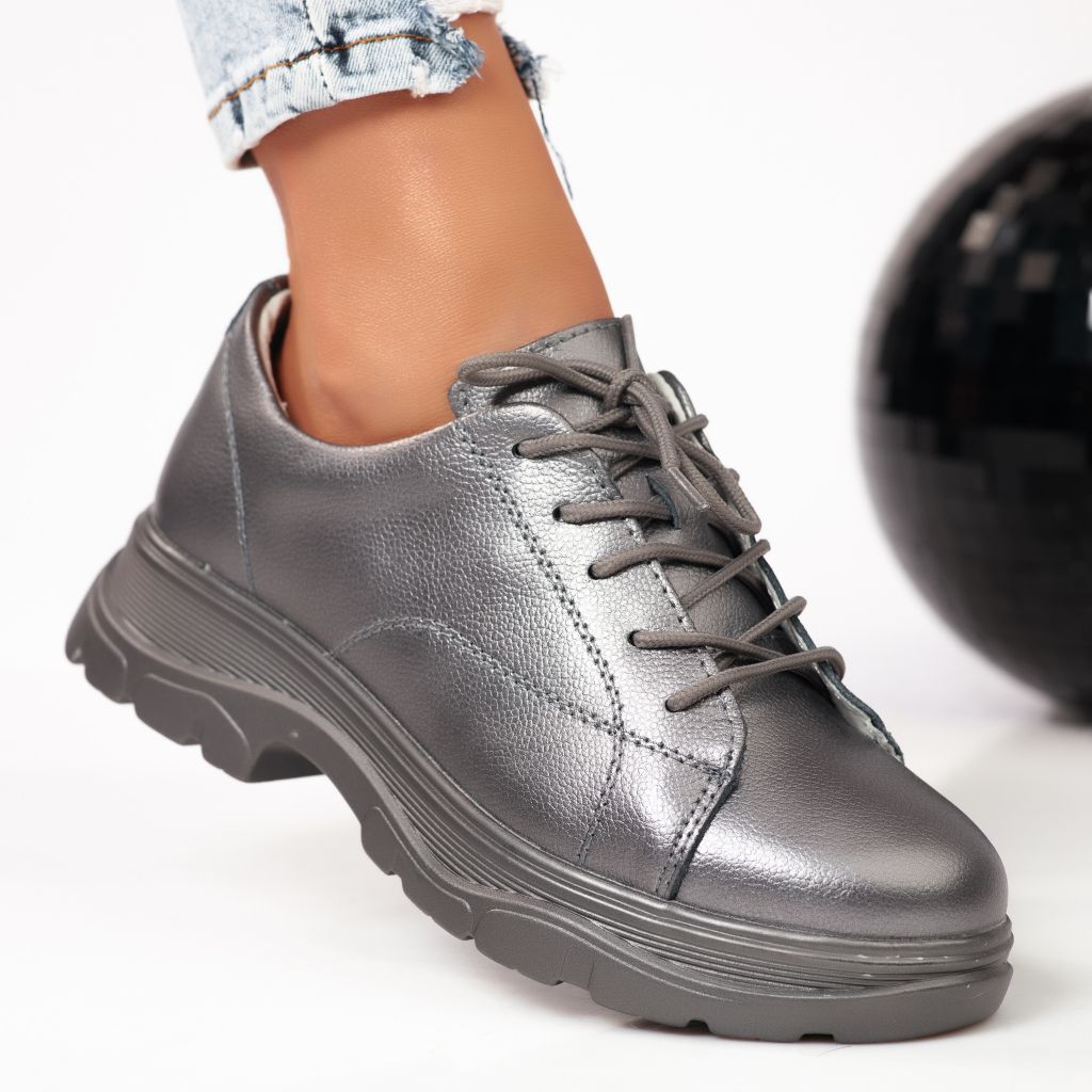 Спортни обувки от естествена кожа Daisy Сив #9456