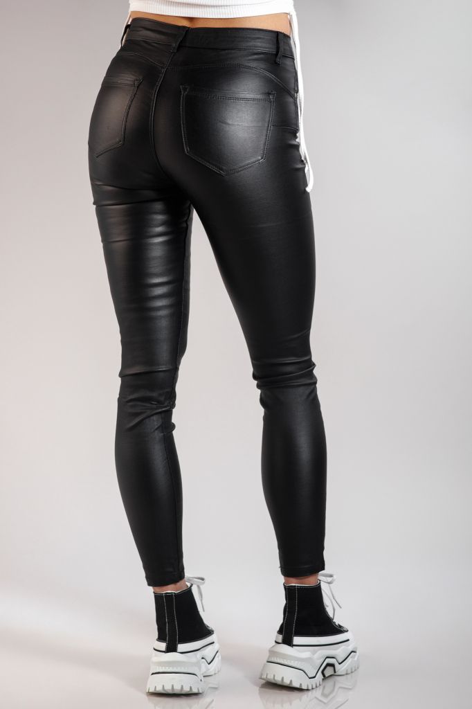 Дамски панталон от екологична кожа Nora Черен #A103