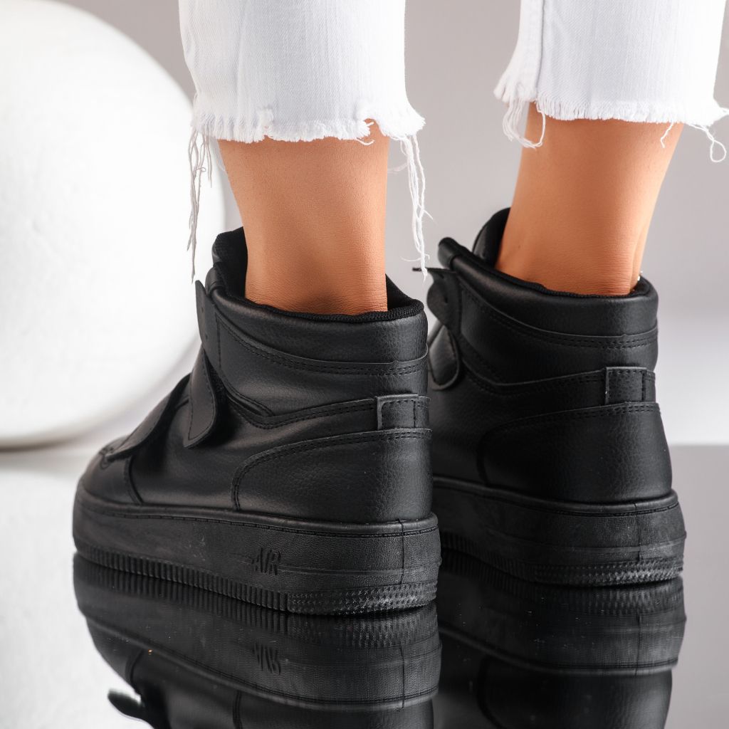 Дамски спортни обувки Meta Черен #9726