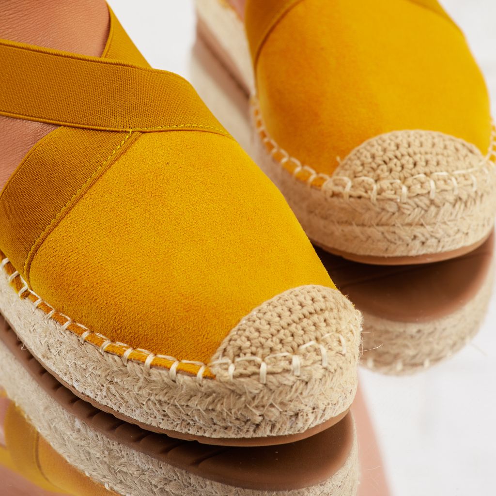  Дамски сандали с платформата Maddison жълто #10334