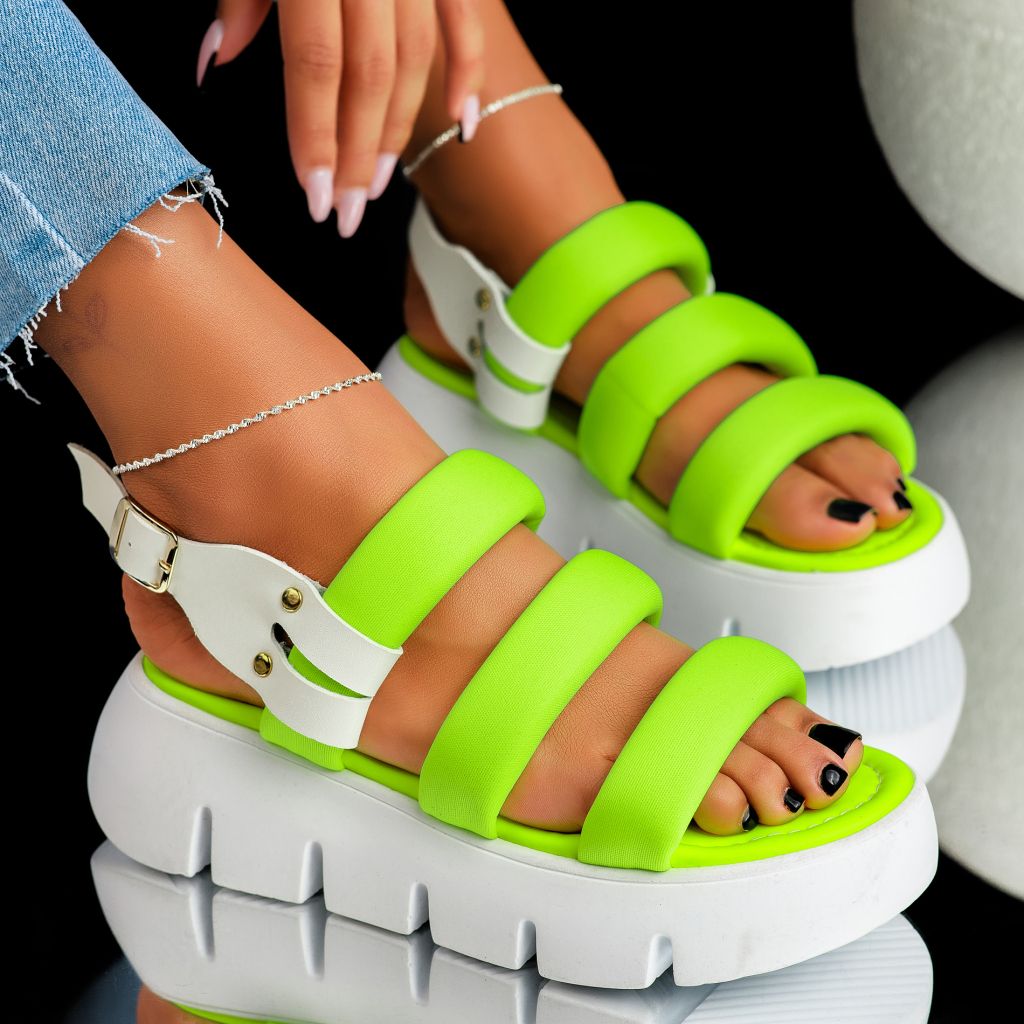 Дамски сандали на платформа Cherry зелено #11792