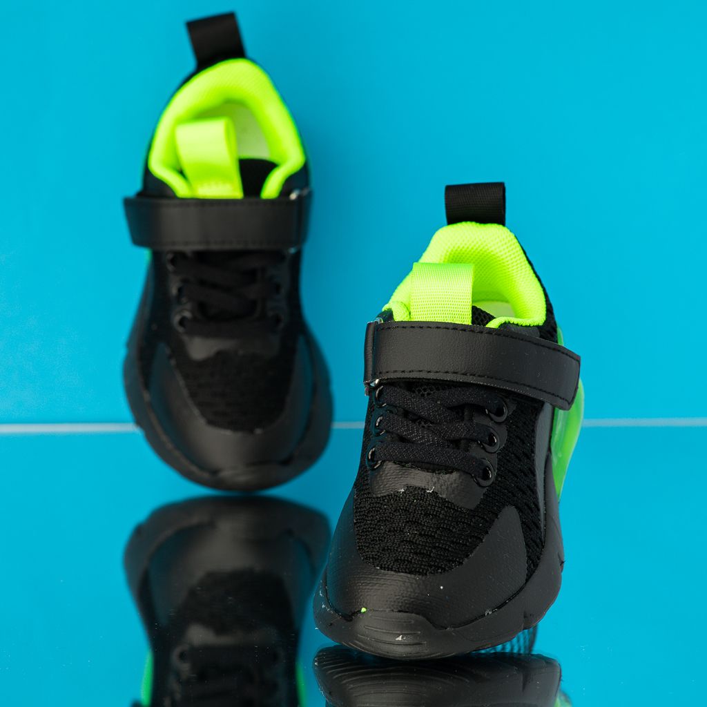 Спортни обувки за деца Emery черен/зелено #12269