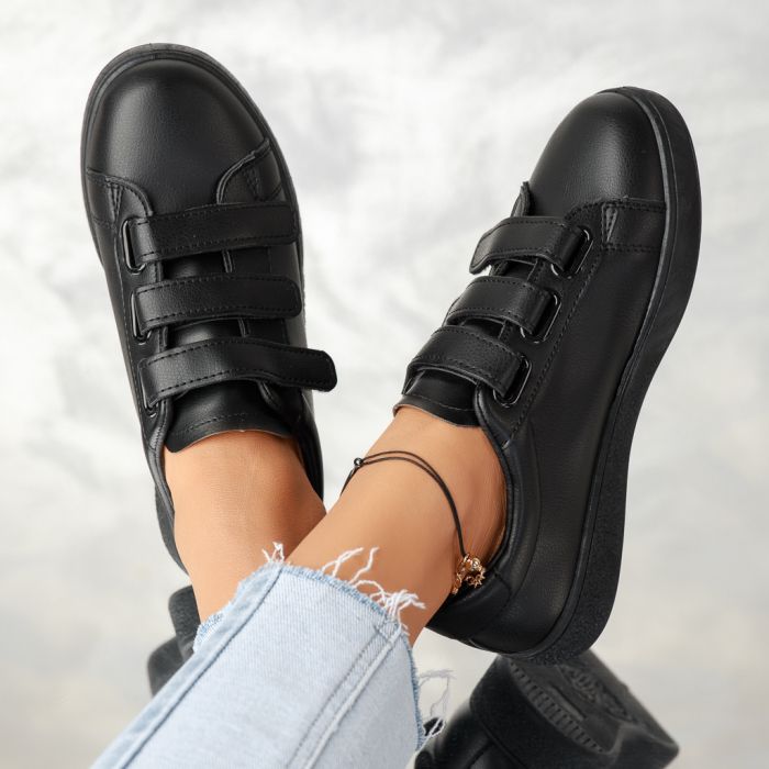 Дамски спортни обувки Mara черен #13734