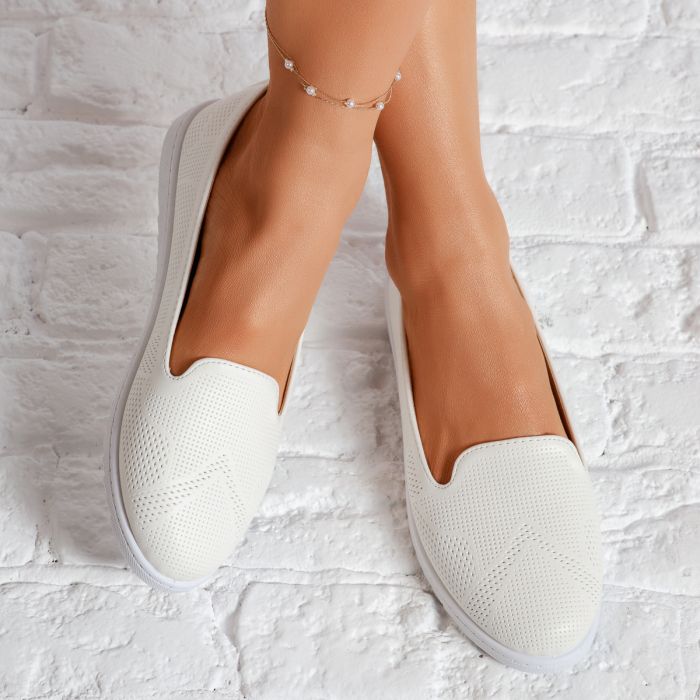 Обувки за балеринки Akara Бяло #13963