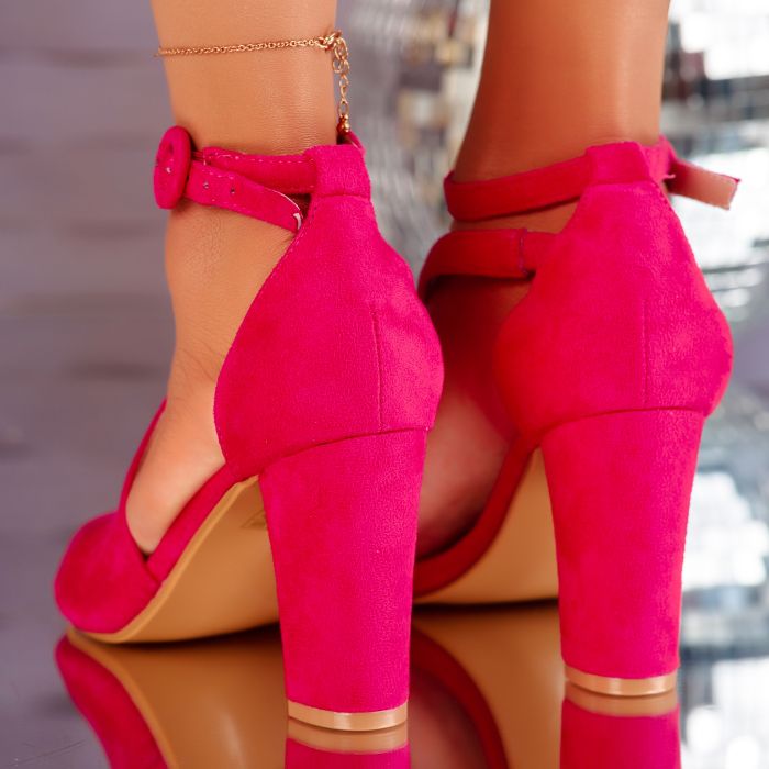 Дамски сандали с ток Keilani червен #14414