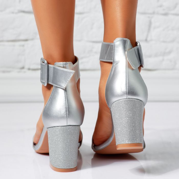 Дамски сандали с ток Cassandra Сребро #14503