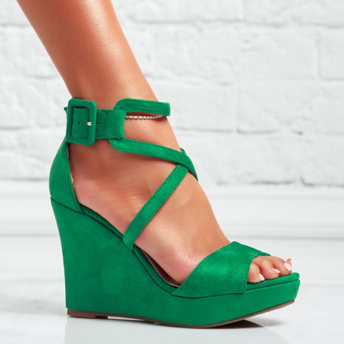 Дамски сандали на платформа Lesly Зелено #14443