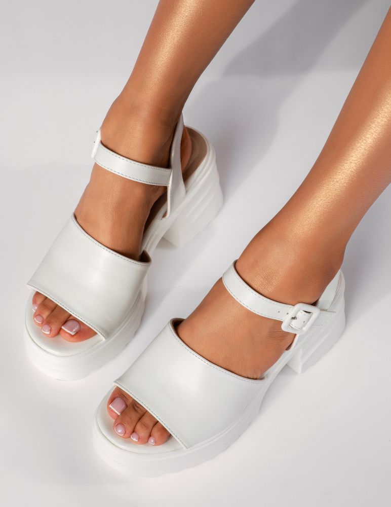 Дамски сандали с ток бели от еко кожа Luana #18564