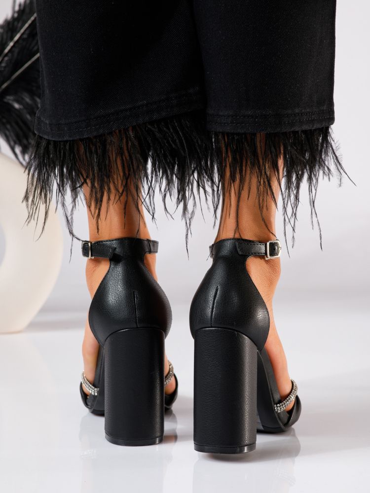 Дамски сандали с ток черни от еко кожа Luisa #18944