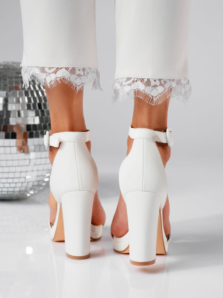 Дамски сандали с ток бели от еко кожа Angelina #19377