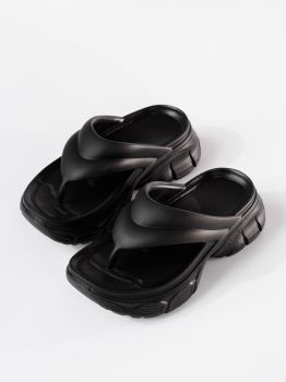 Дамски чехли с платформа черни от синтетичен материал Greta #19918