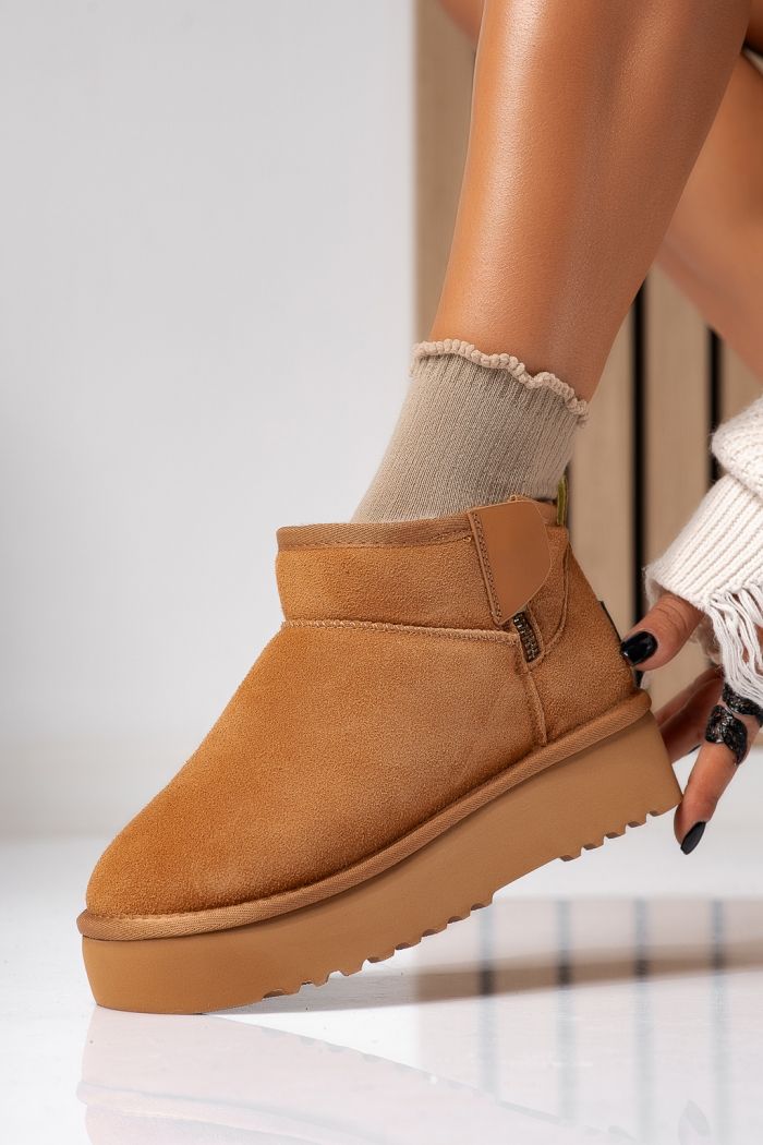 Къси дамски чизми одплатени с пух, тип UGG кафяви от обърната естествена кожа Carolina #22632