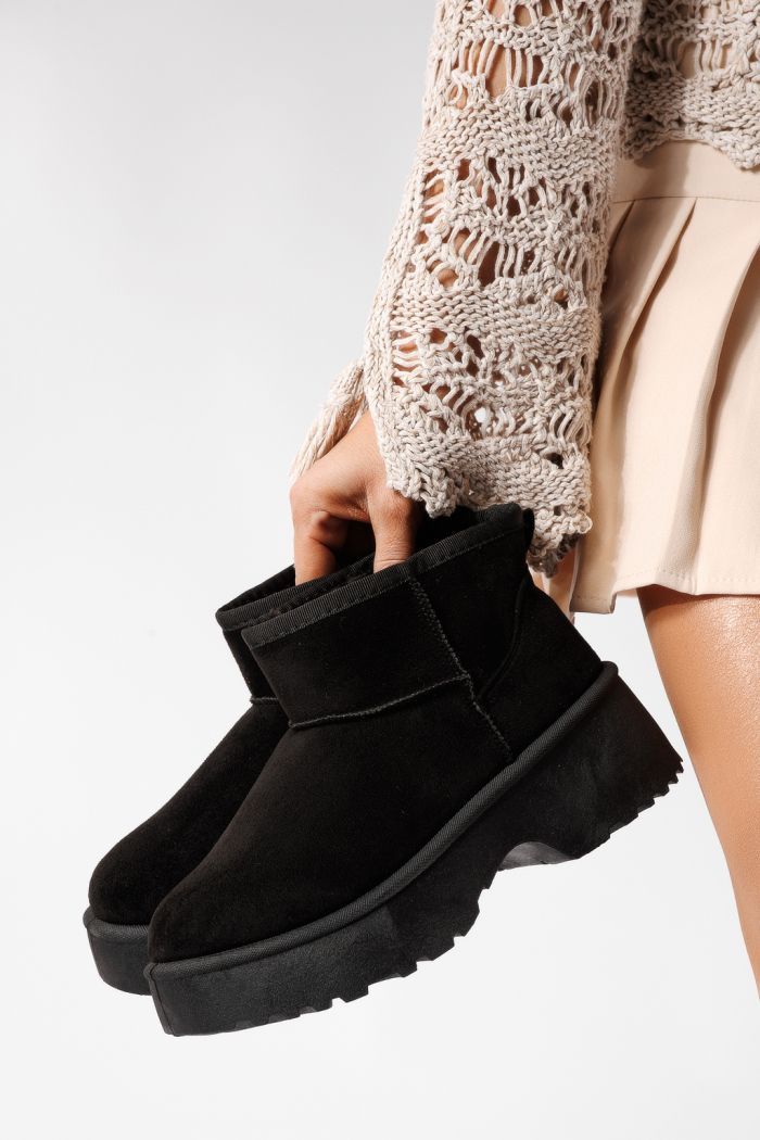 Ниски дамски чизми подплатени с пух тип UGG черни от обърната еко кожа Aurora #22747
