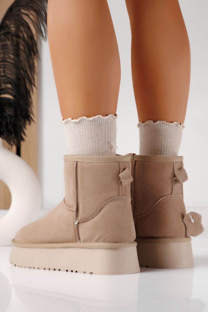 Дамски къси чизми подплатени с пух тип UGG каки от обърната естествена кожа Luiza #22880
