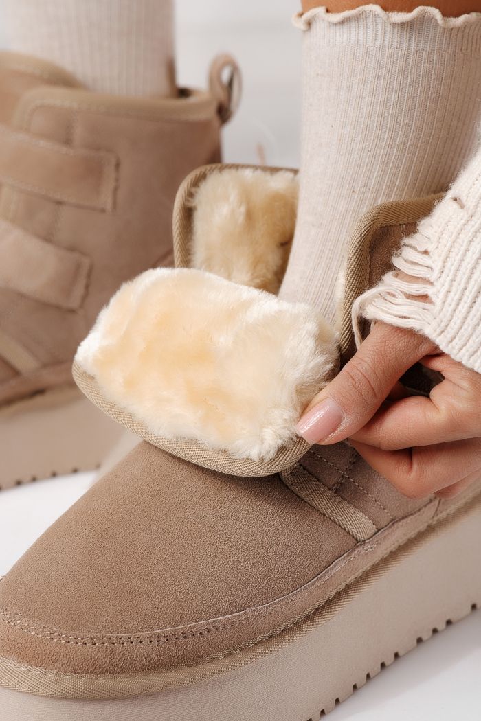 Дамски къси чизми подплатени с пух тип UGG каки от обърната естествена кожа Nicoleta #22881