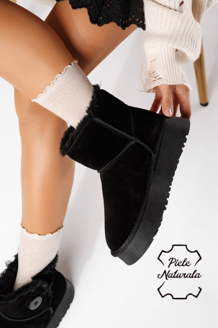 Дамски къси чизми подплатени с пух тип UGG черни от обърната естествена кожа Larisa #22884