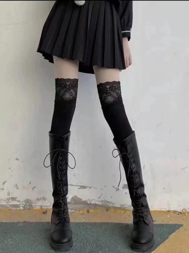 Дамски черни дълги чорапи Alexis #A1295