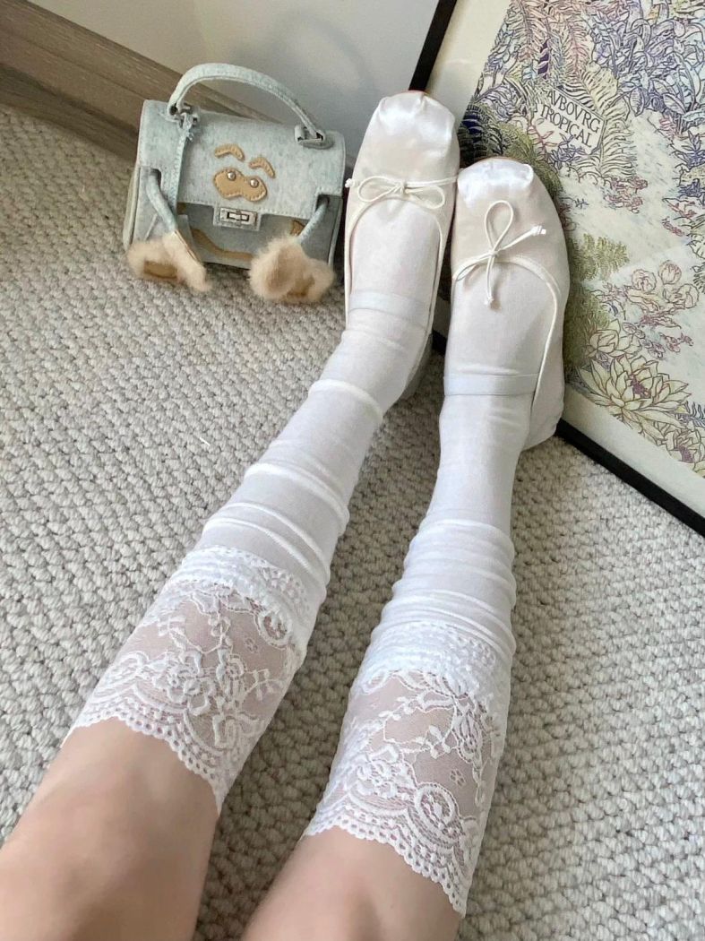 Дамски бели дълги чорапи Marisa #A1296
