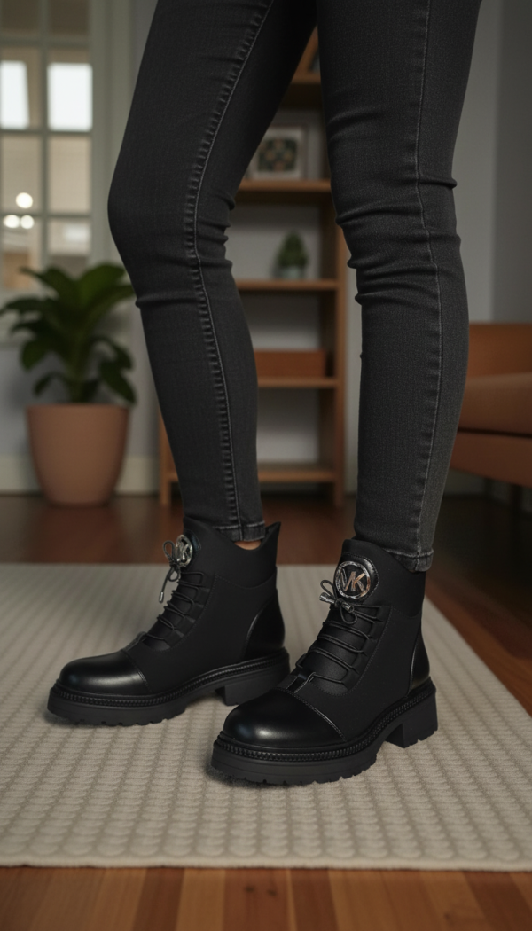 Дамски боти подплатени с пух черни от еко кожа Nami #23055